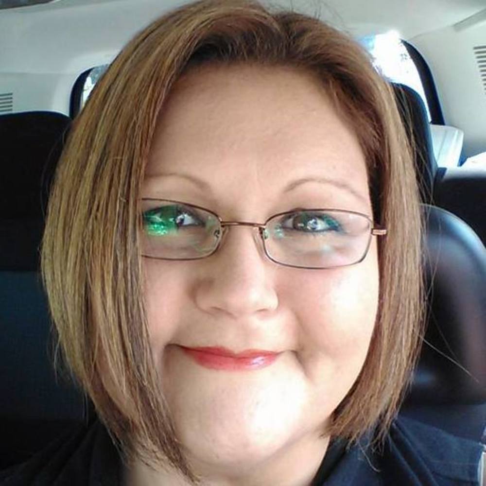 Meet your Posher, Fatima